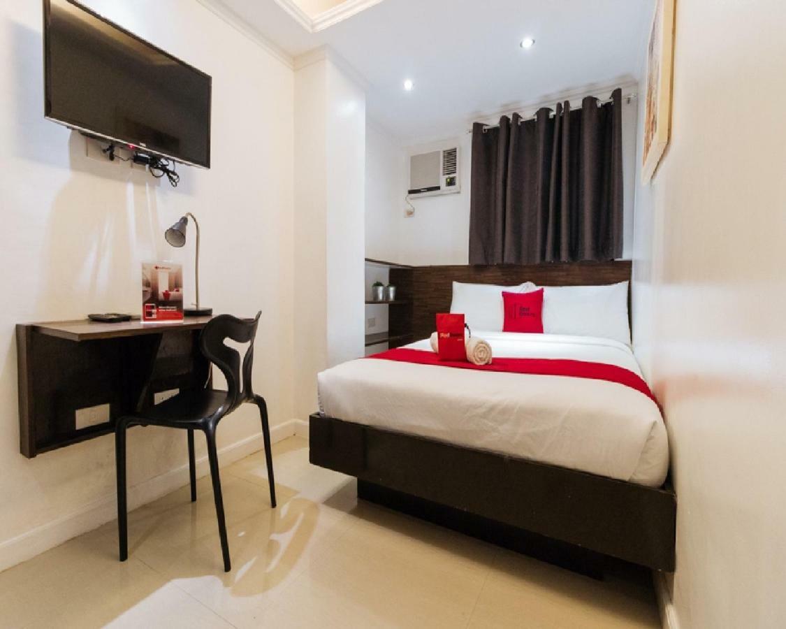 เรดดอร์ซ พลัส แอท โปบลาซิออน มากาตี Hotel Makati City ภายนอก รูปภาพ